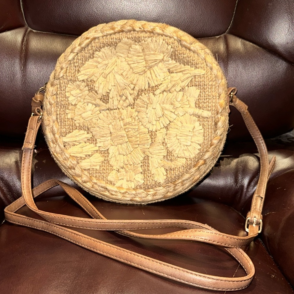 Round Jute Crossbody Bag